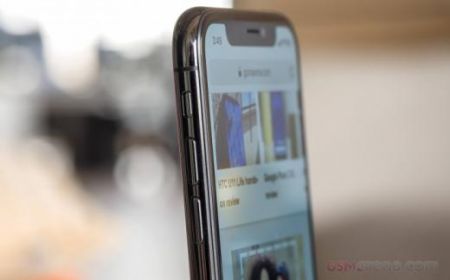 Пользователи жалуются на ушной динамик iPhone X