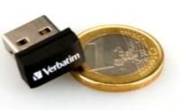 Автомобильная флешка-малютка Verbatim Store'n'Go USB Car Audio Storage