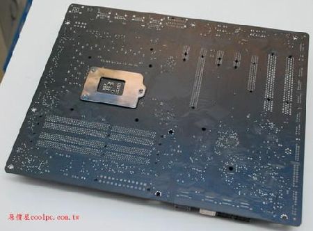   Gigabyte Z68X-UD3P-B3  Intel Z68    