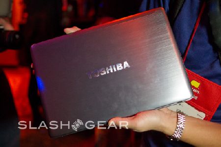 CES 2012:   Toshiba   Windows 8