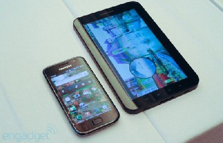 IFA 2010:  Samsung Galaxy Tab   Super TFT