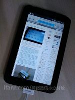 Планшет Samsung Galaxy Tab на новых фото и действительно с Android 2.2 (27.08.2010)