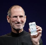 Apple: iPhone 4 в белом задерживается снова (25.07.2010)